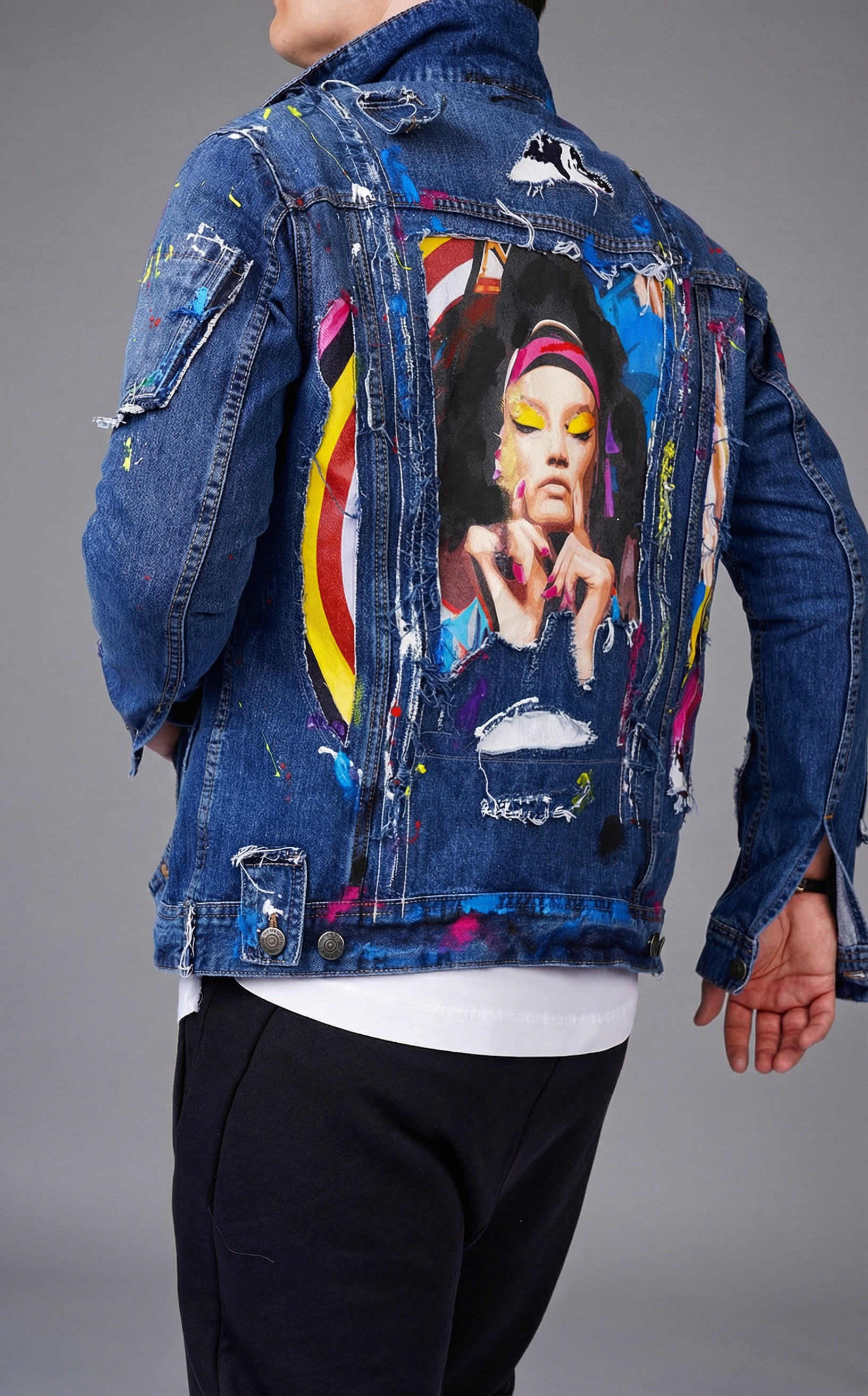 Geaca blugi cu elemente pictate manual si elemente distressed FESTIVAL-EVENTS MGL6131 Geaca blugi cu elemente pictate manual si elemente distressed MGL6131