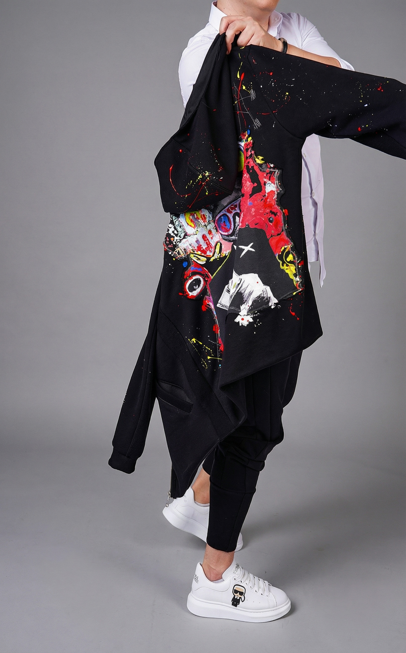 Hanorac cu elemente handmade, pictate manual 7-Ani MHL6133 Hanorac cu elemente handmade, pictate manual MHL6133