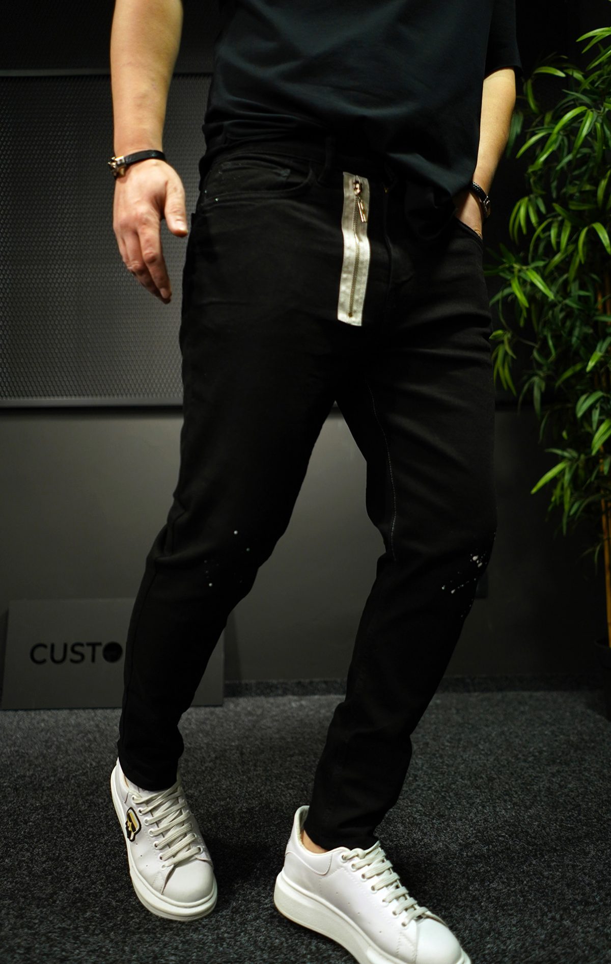 NEO ULTRA-BLACK JEANS MJL7014