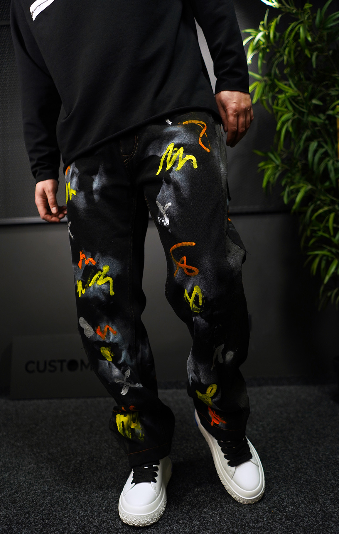 NEO NEW WORLD JEANS ART AS AN EXPRESSION MJL7020 NEO NEW WORLD JEANS MJL7020