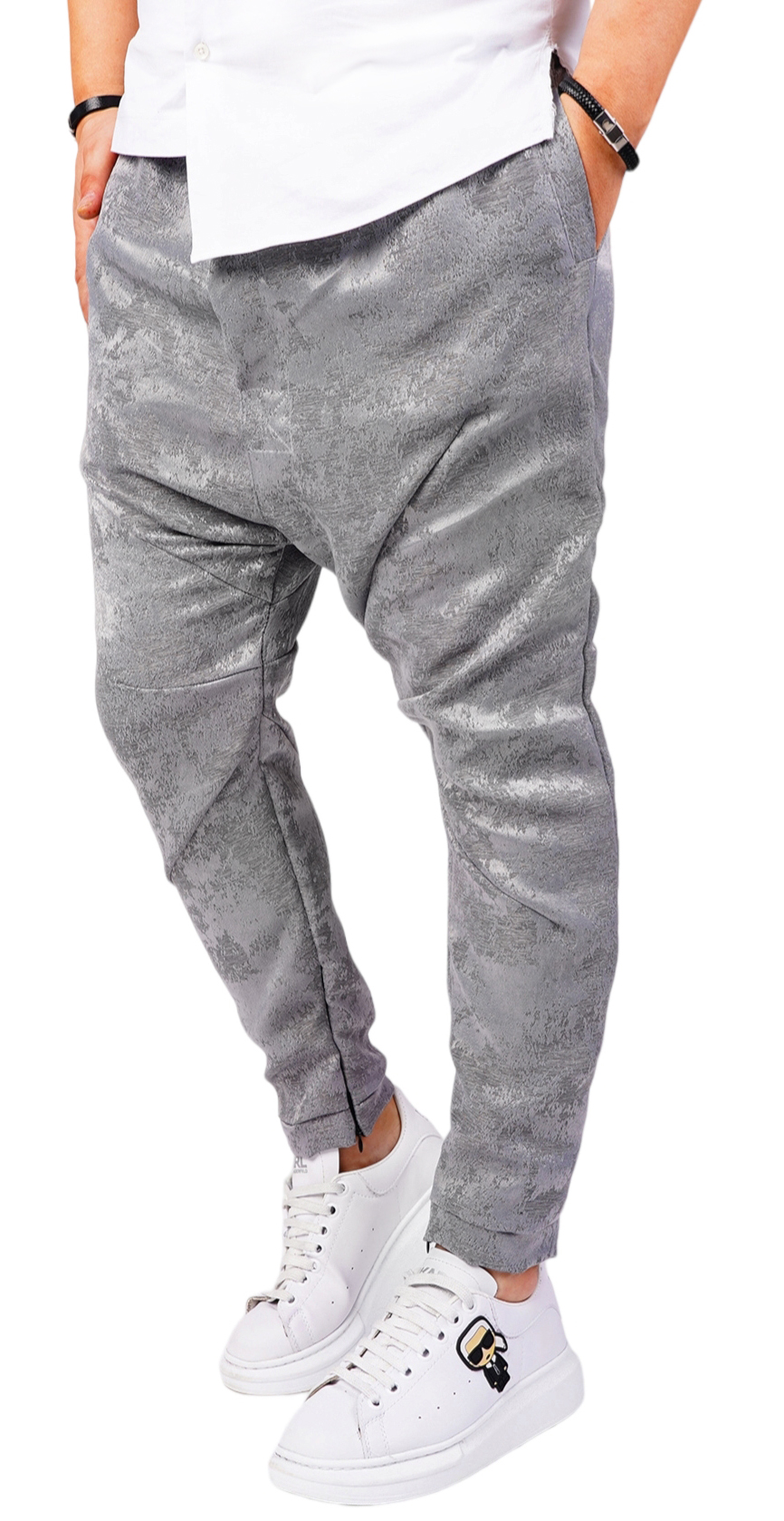 Pantaloni cu turul lasat, editie limitata NOT-FOR-EVERYONE MPL6416 Pantaloni cu turul lasat, editie limitata MPL6416
